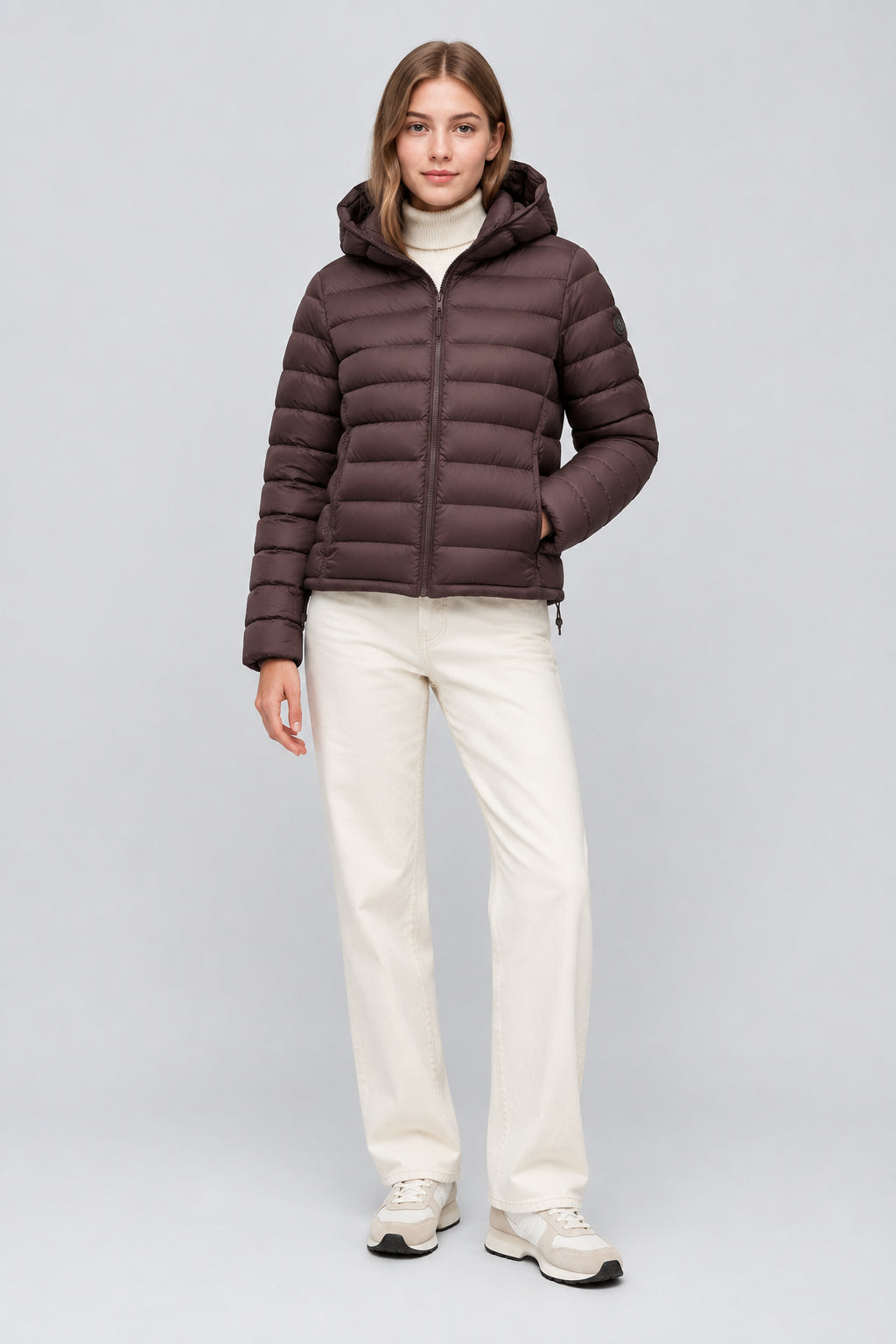 Veste courte à manches longues et capuche