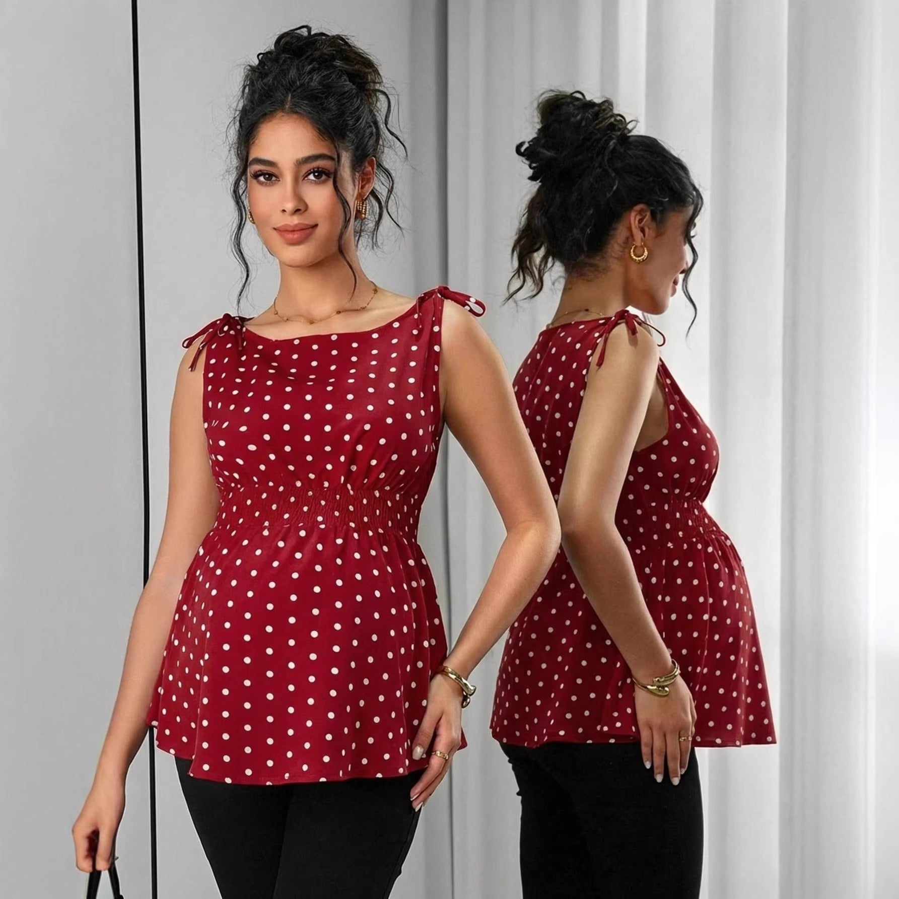 Haut de maternité bustier à pois chics et style doux