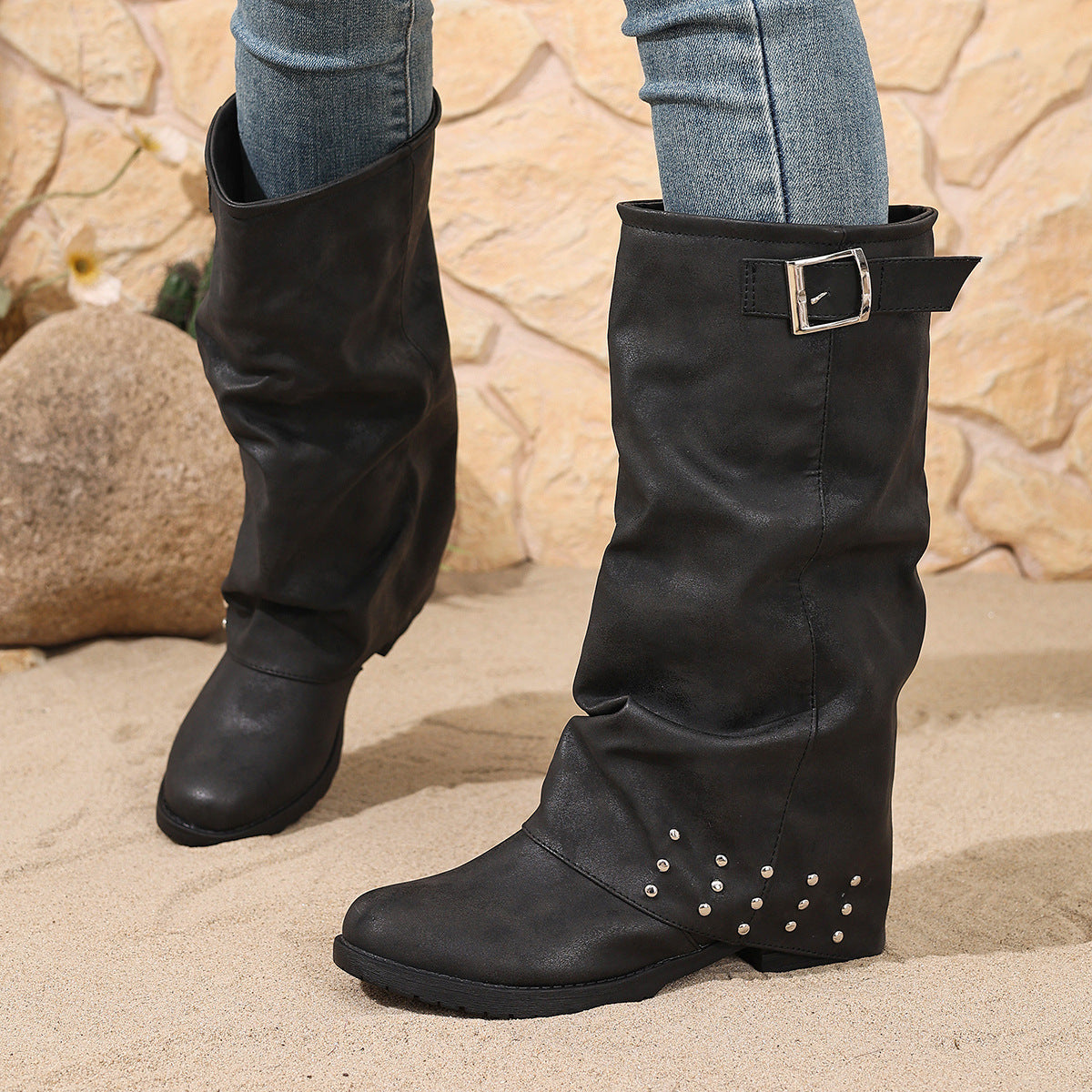 Bottes à talons hauts pour femme,  style cavalier/western avec détails plissés, hauteur mi-mollet.