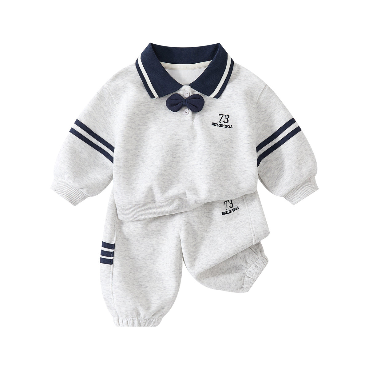 Ensemble avec pull polo et pantalon