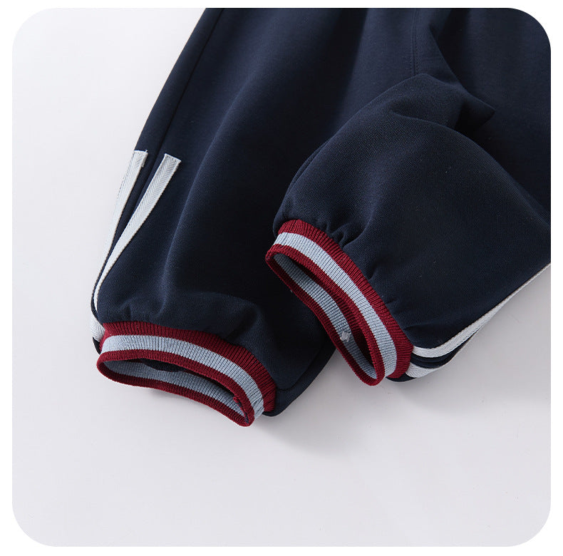Ensemble de sport avec bandes