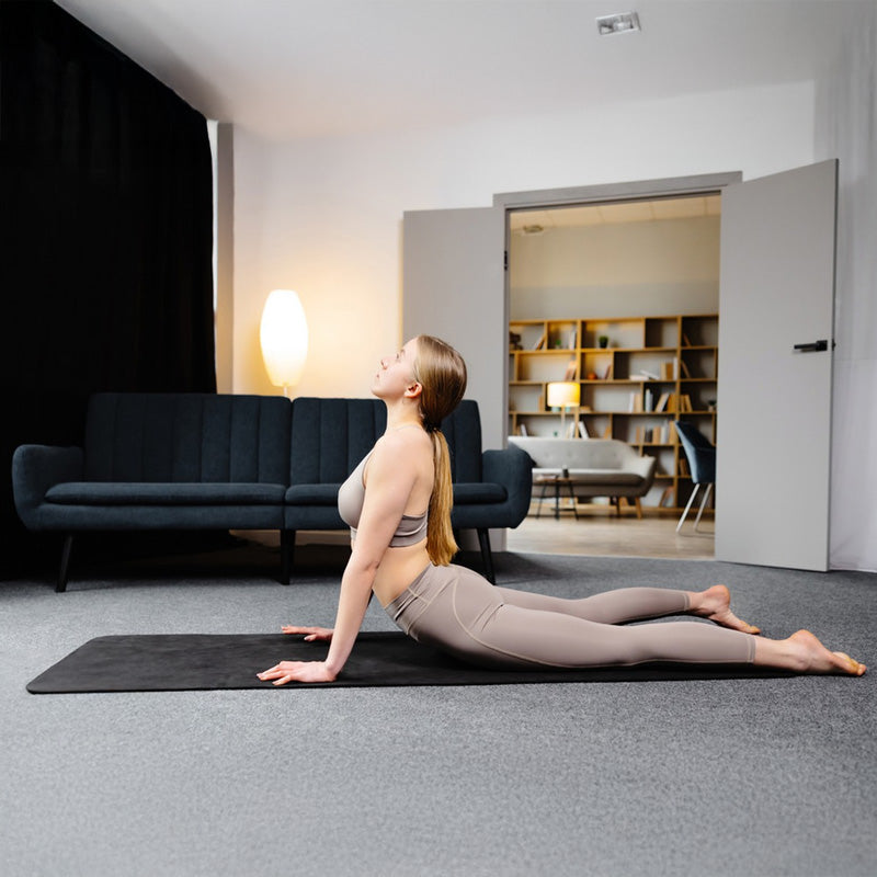 Tapis extra-long : 200 cm × 80 cm × 20 mm. Idéal pour le yoga, le fitness, la salle de sport, le Pilates à domicile et pour dormir au sol.