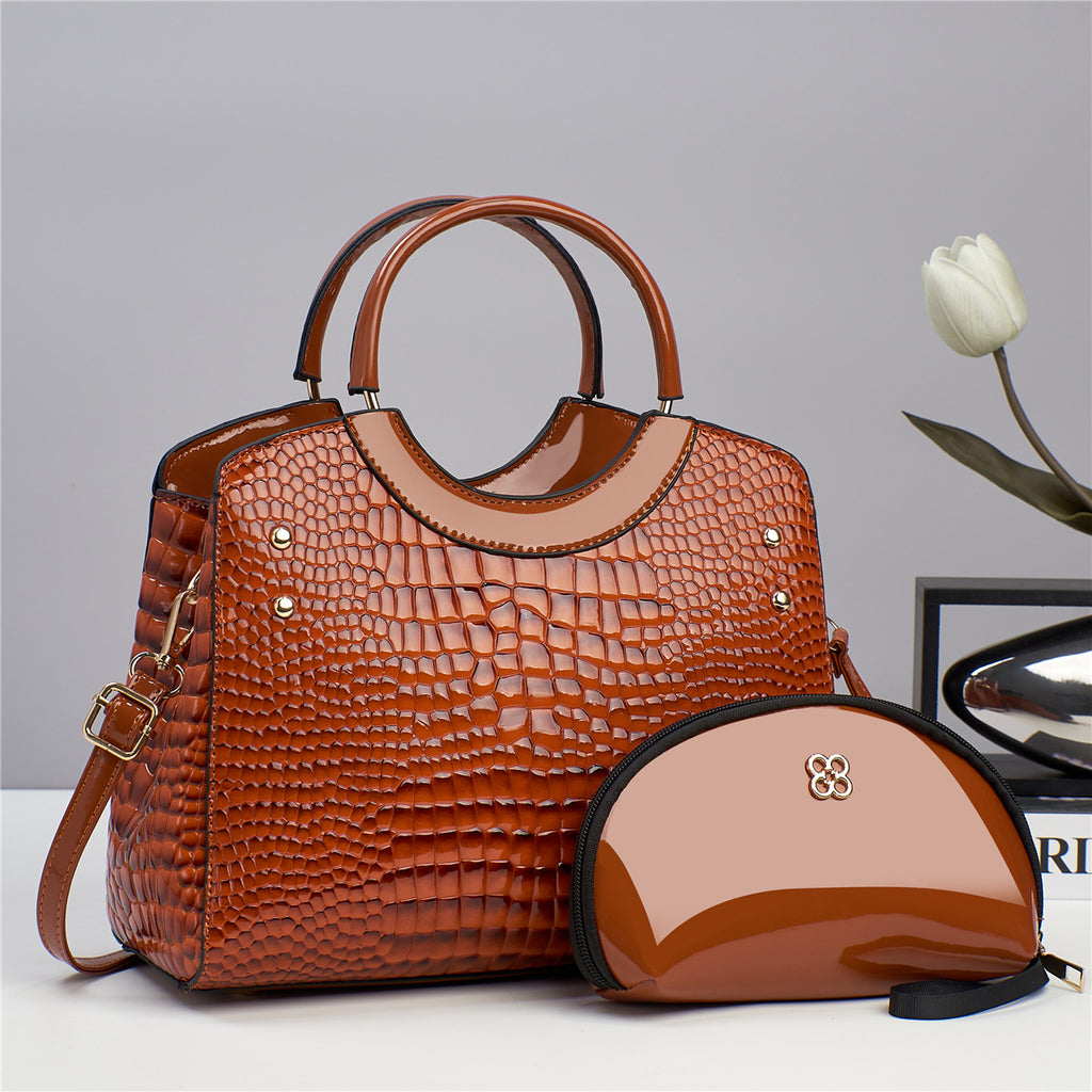 Sac à main effet peau de serpent brillant