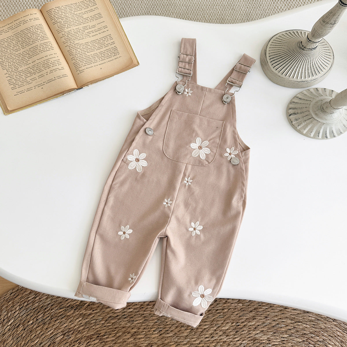 Salopette orné de broderies florales et combinaison sans manches