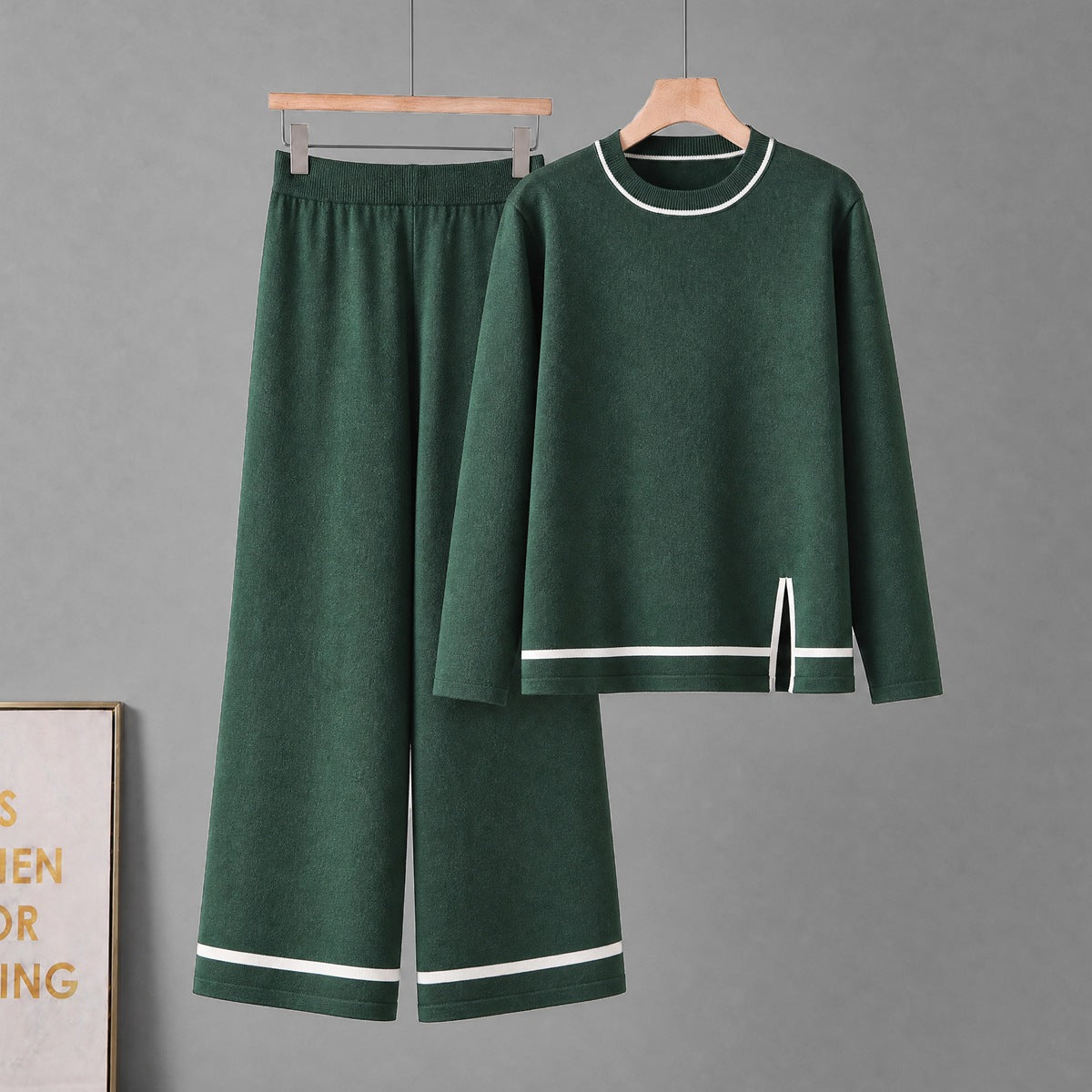 Ensemble : Pantalon large à fentes et Haut à manches longues