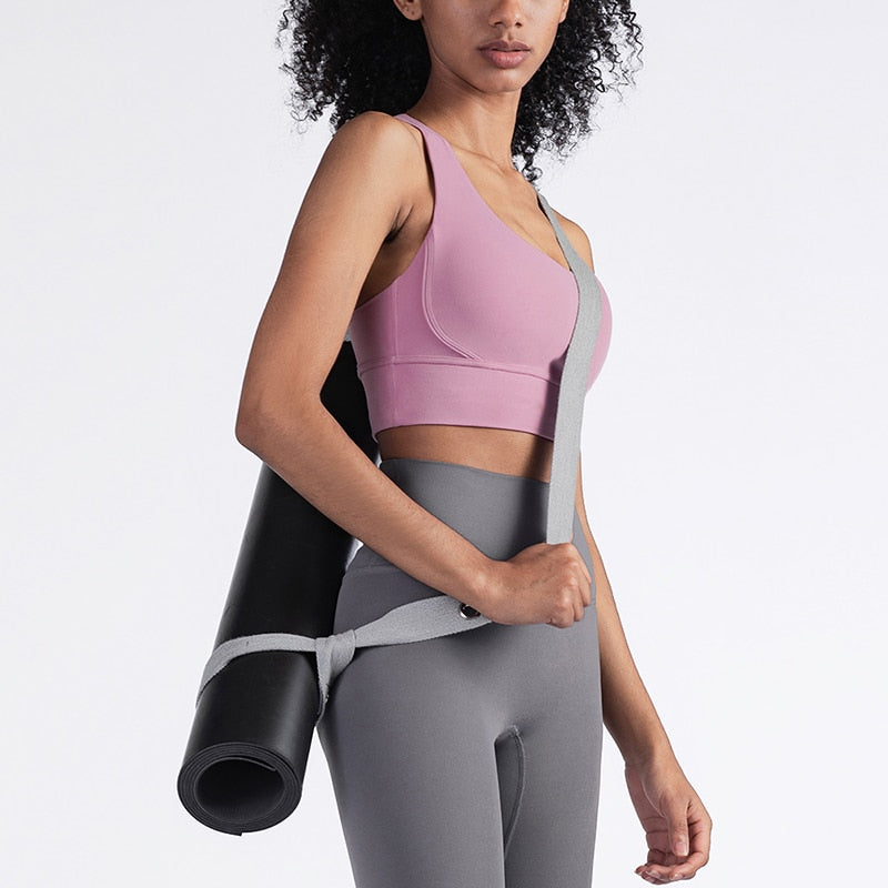 Ensemble de yoga  : leggings et hauts, tenue de sport fitness, soutien-gorge de yoga et leggings sans coutures, haut et pantalon de running.