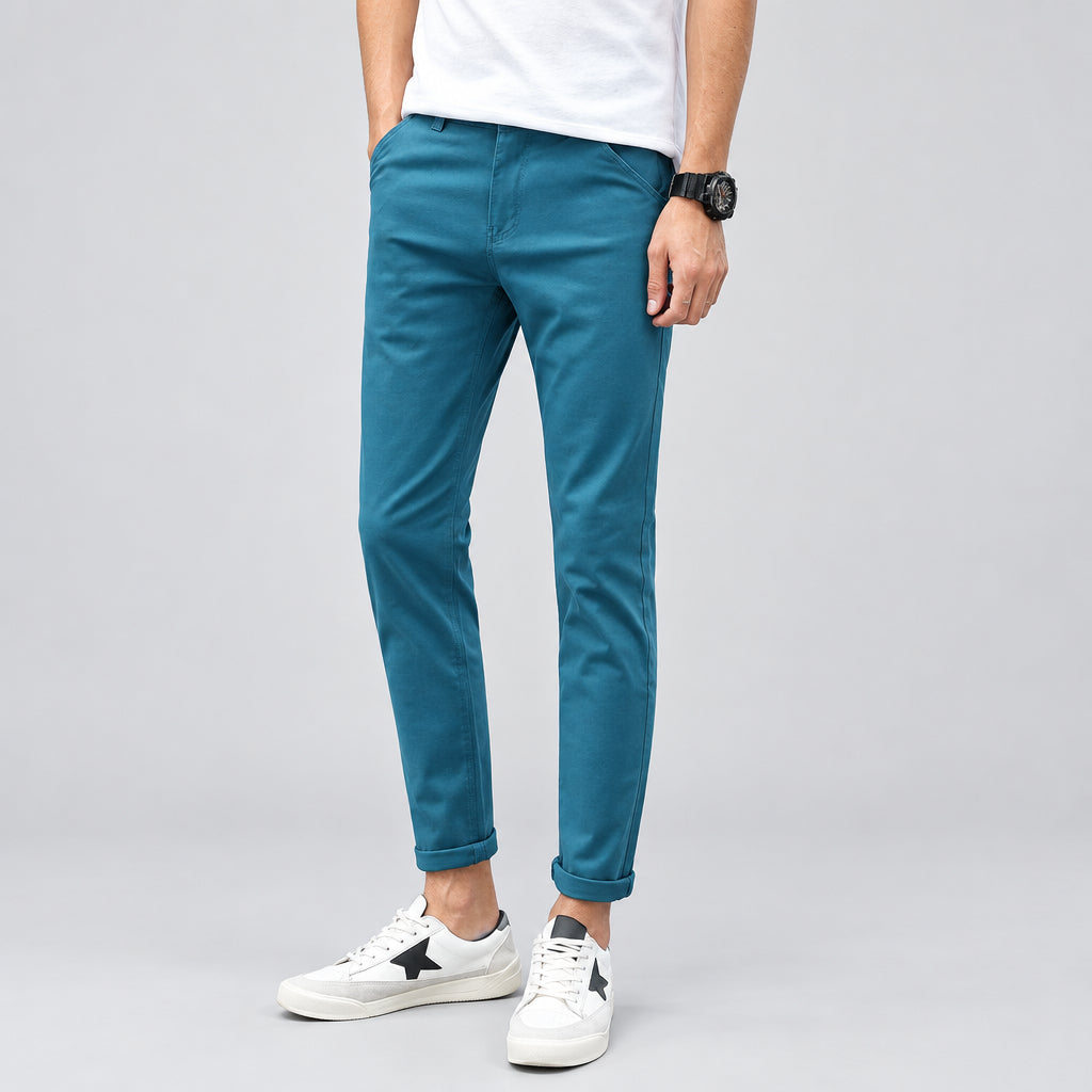 Pantalon 5 poches droit , couleur unie, avec elastane