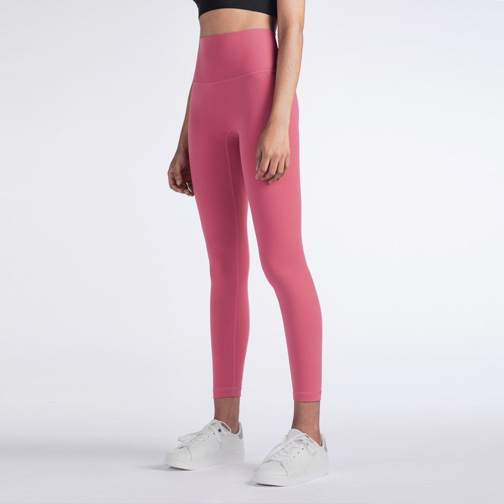 Ensemble de yoga  : leggings et hauts, tenue de sport fitness, soutien-gorge de yoga et leggings sans coutures, haut et pantalon de running.