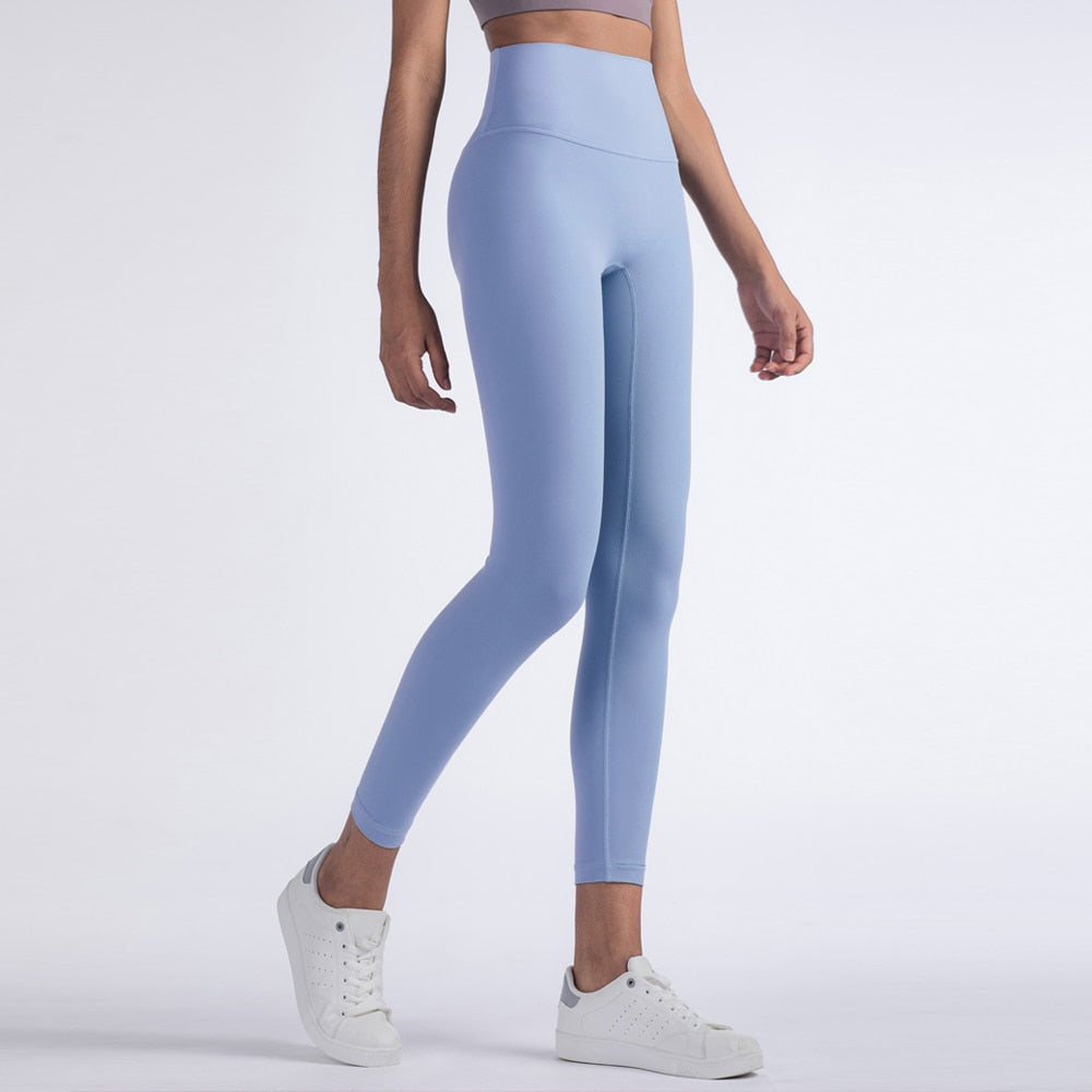 Ensemble de yoga  : leggings et hauts, tenue de sport fitness, soutien-gorge de yoga et leggings sans coutures, haut et pantalon de running.