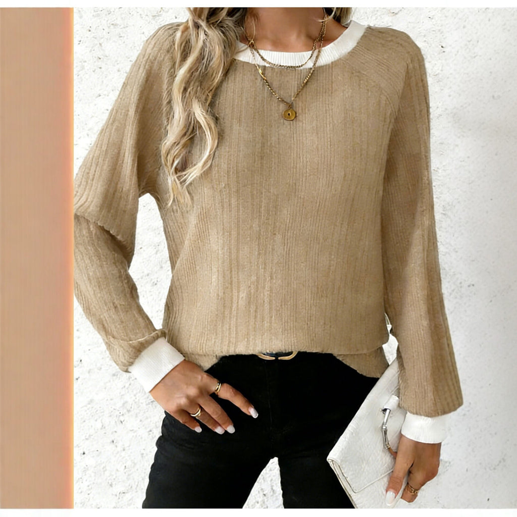 Pull en maille ,col rond, manches longues et coupe ample, modèle uni
