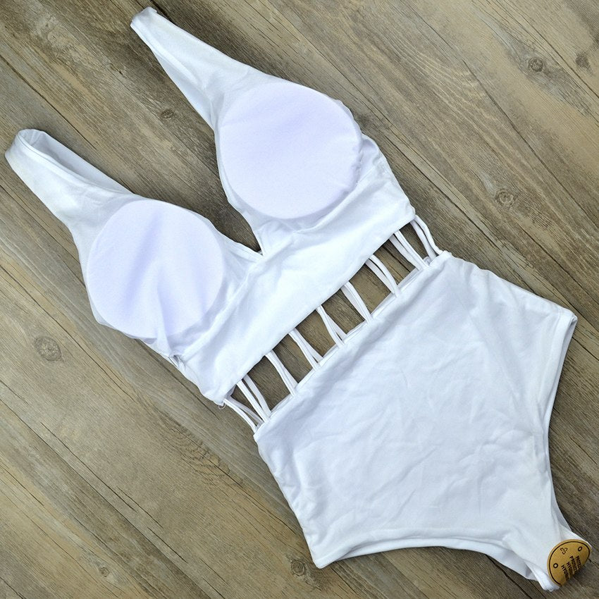 Maillot de bain une pièce sexy à décolleté plongeant blanc, monokini string, trikini ajouré