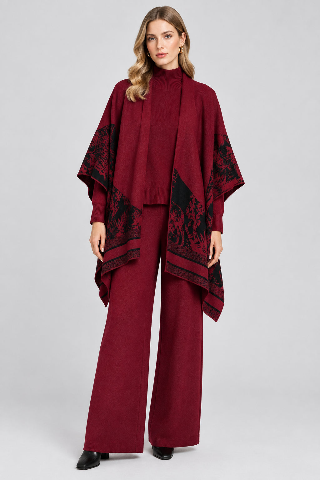 Ensemble trois pièces décontracté : Pantalon large et ample , Pull col roulé et Poncho