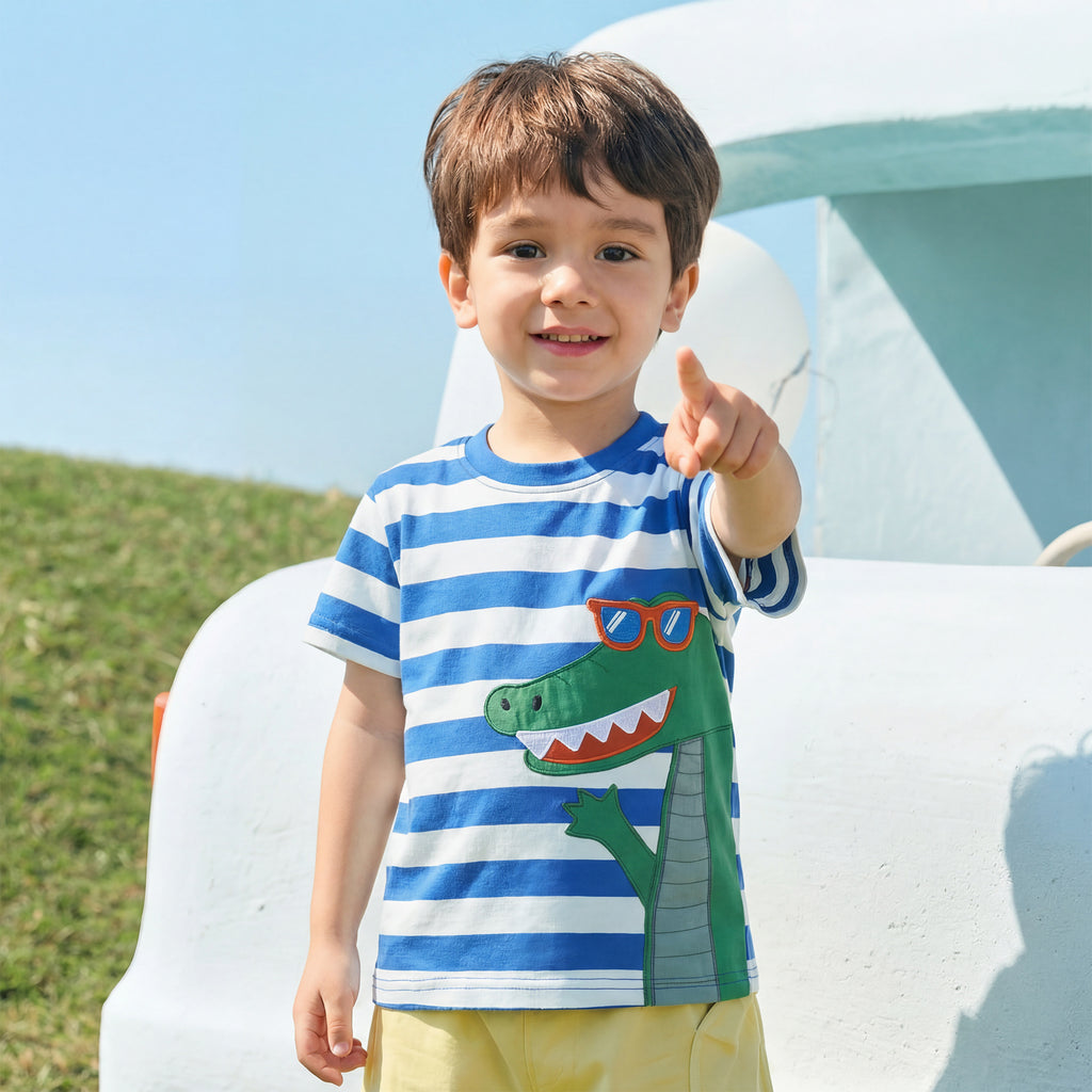 T-shirt à manches courtes et col rond pour enfant