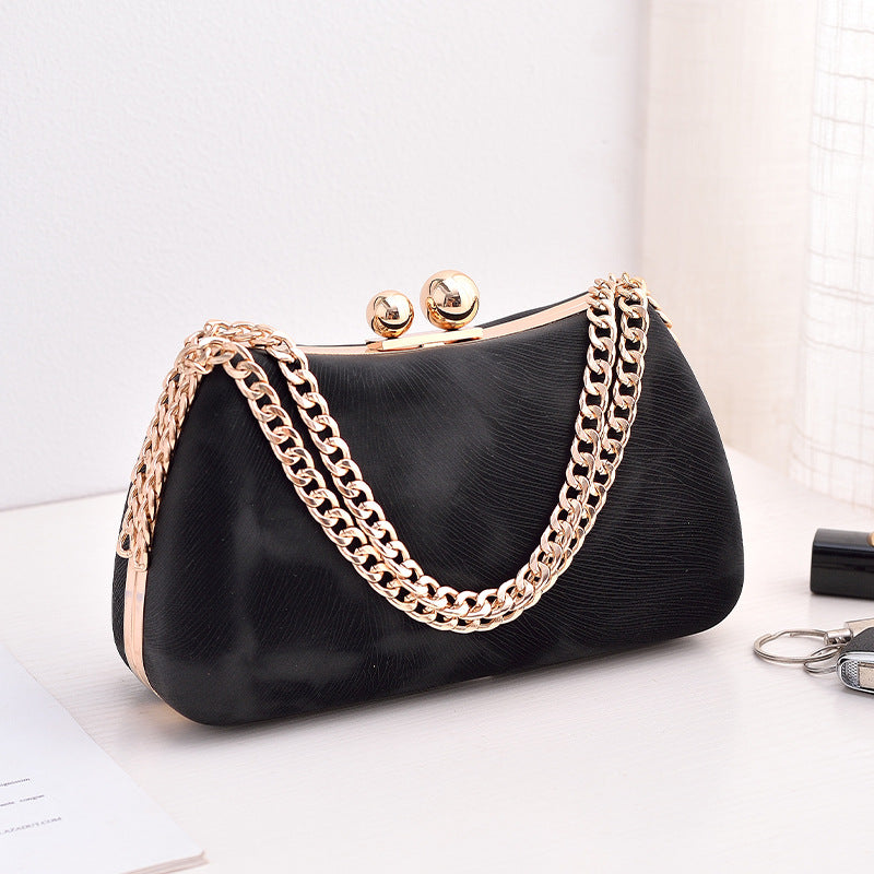 Sac à main minimaliste de soirée