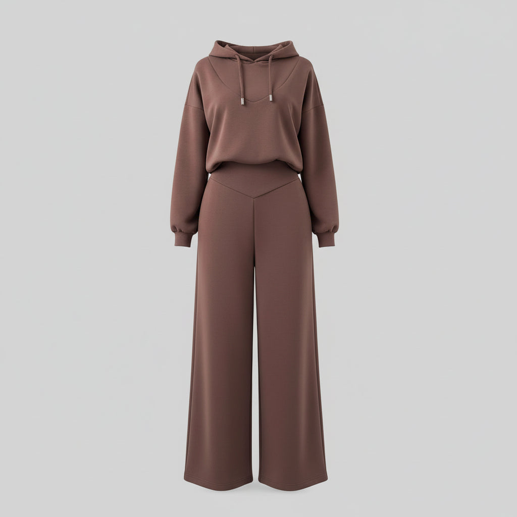 Ensemble  : sweat-shirt à capuche avec pantalon décontracté.