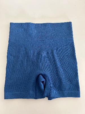 Ensemble de sport pour la course à pied, le yoga et le fitness, composé d'un t-shirt moulant taille haute dos nu et sans coutures côtelé à manches longues et de vêtements de sport à séchage rapide.