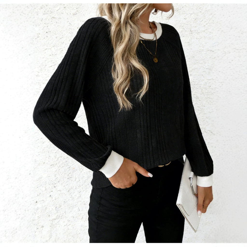 Pull en maille ,col rond, manches longues et coupe ample, modèle uni