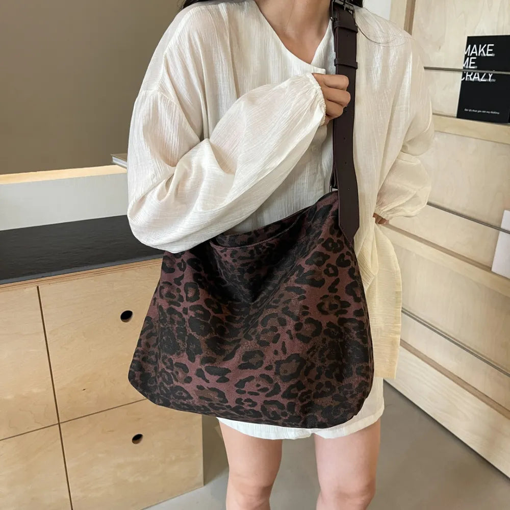 Sac cabas léopard à bandoulière ajustable