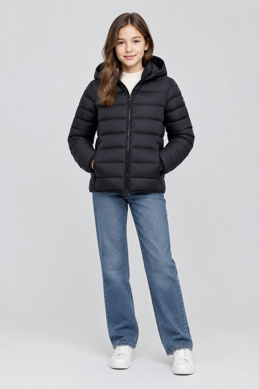 Veste courte à manches longues et capuche