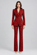 Ensemble deux pièces haut de gamme en velours doré, composé d'une veste à motif léopard et d'un pantalon à jambes étroites.