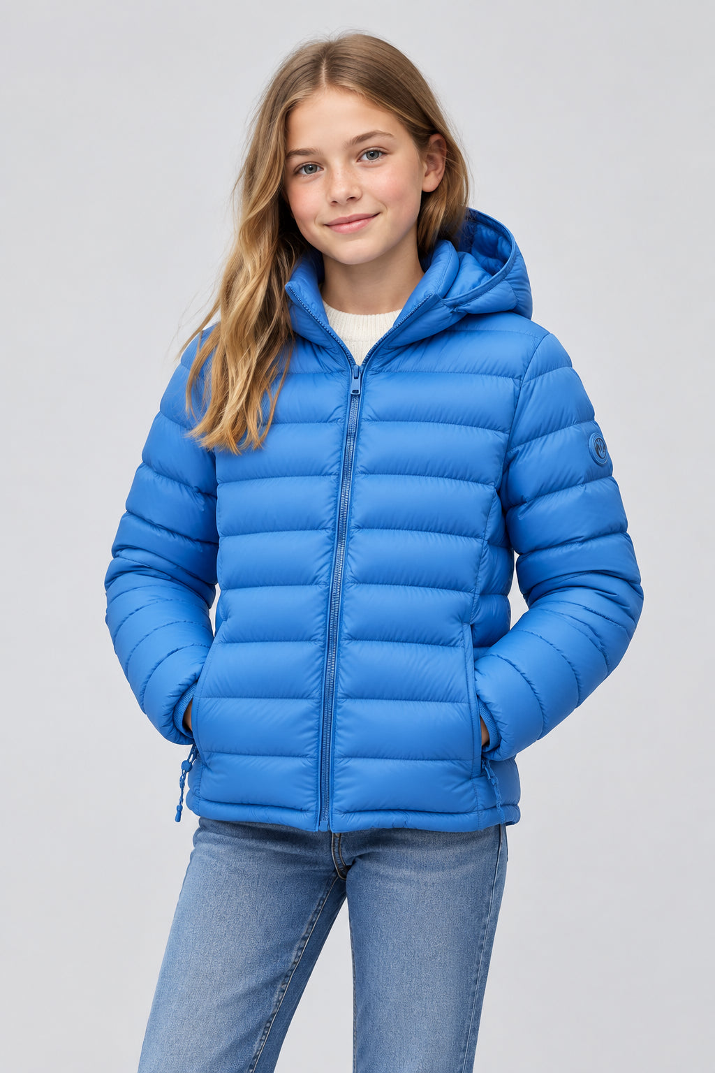 Veste courte à manches longues et capuche
