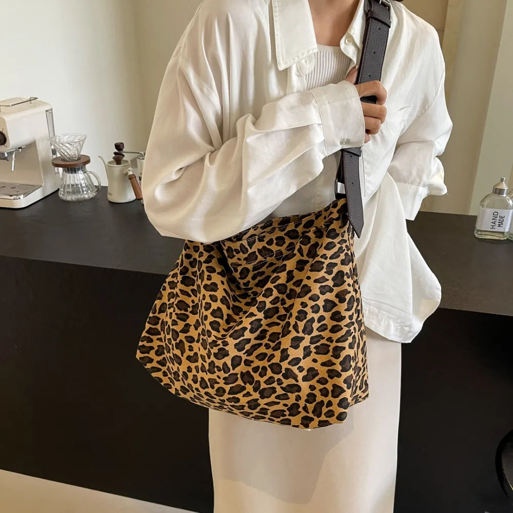 Sac cabas léopard à bandoulière ajustable