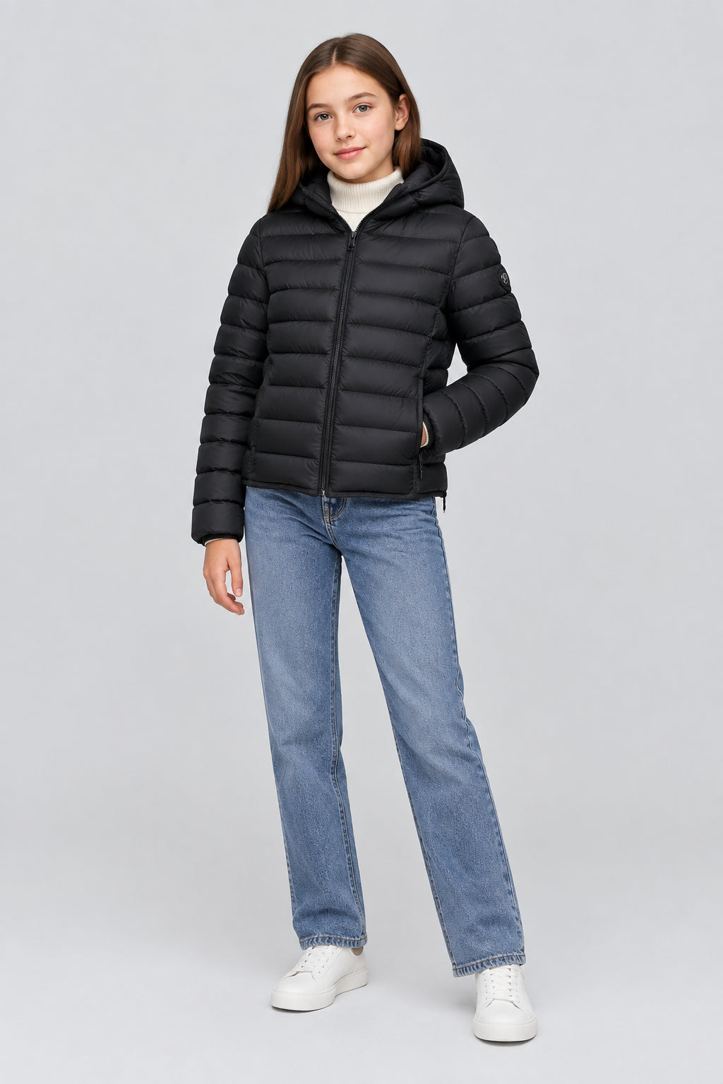 Veste courte à manches longues et capuche