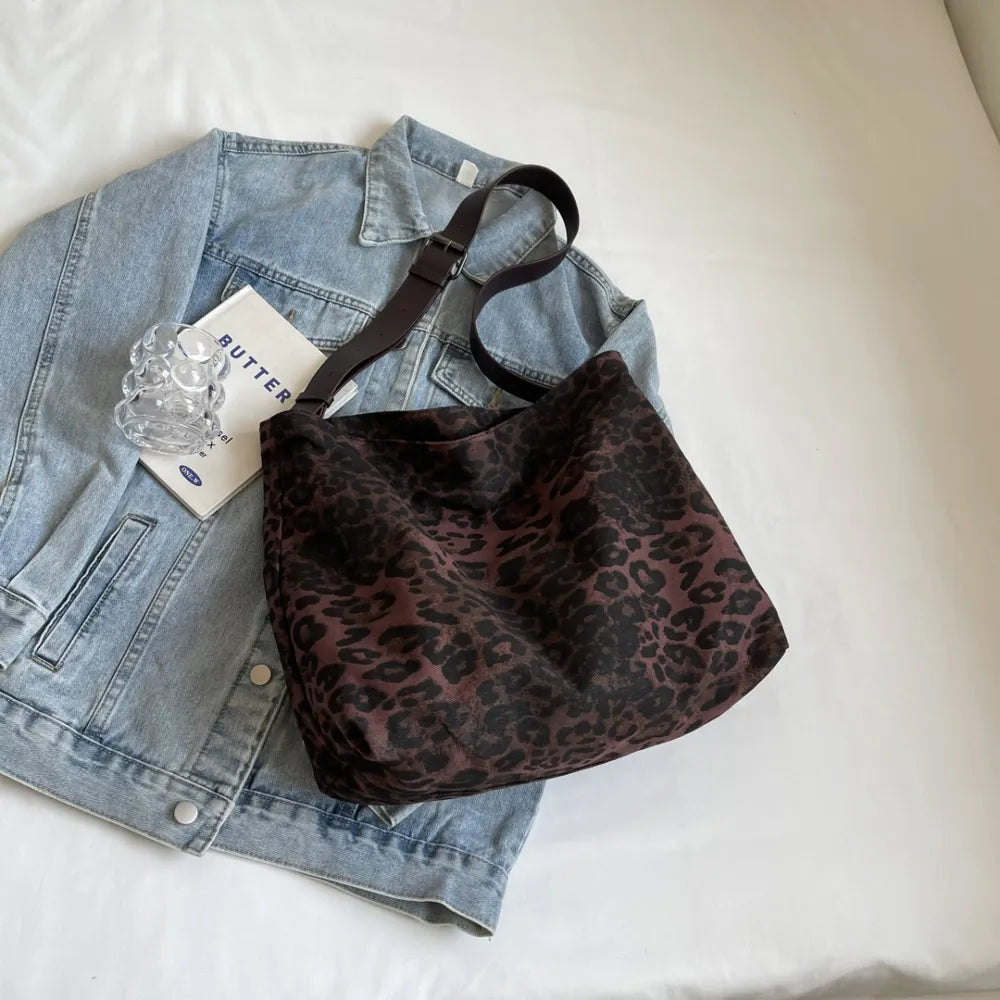 Sac cabas léopard à bandoulière ajustable