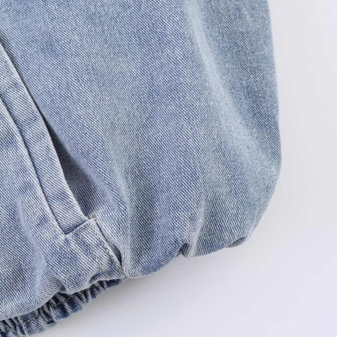 Blouson en jean à col montant