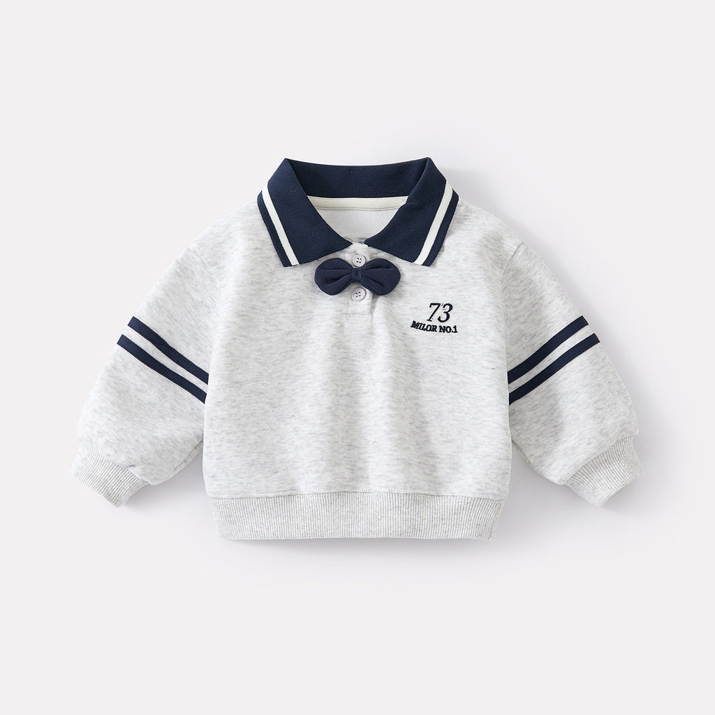 Ensemble avec pull polo et pantalon