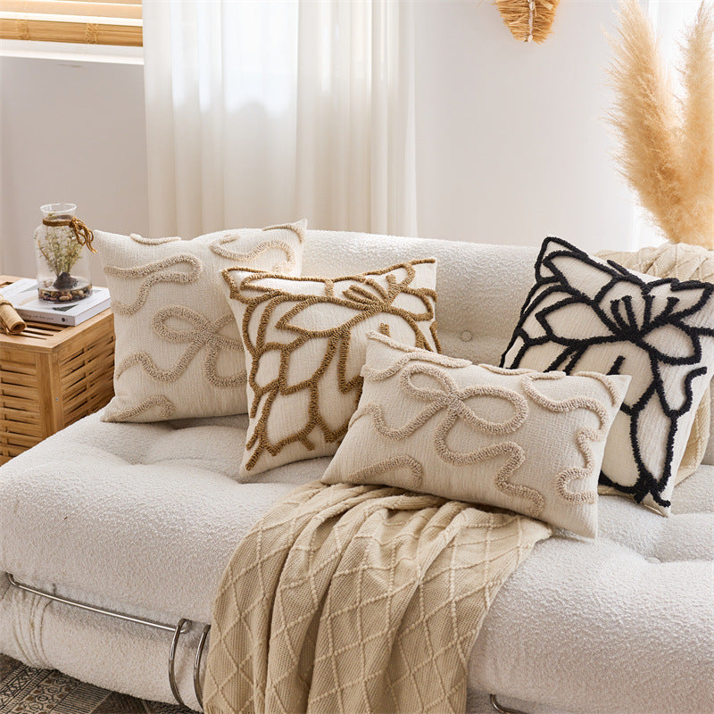 Housse de coussin brodée