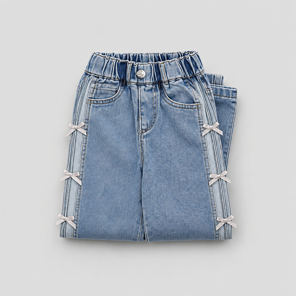 Pantalon en jean  avec joli nœud papillon