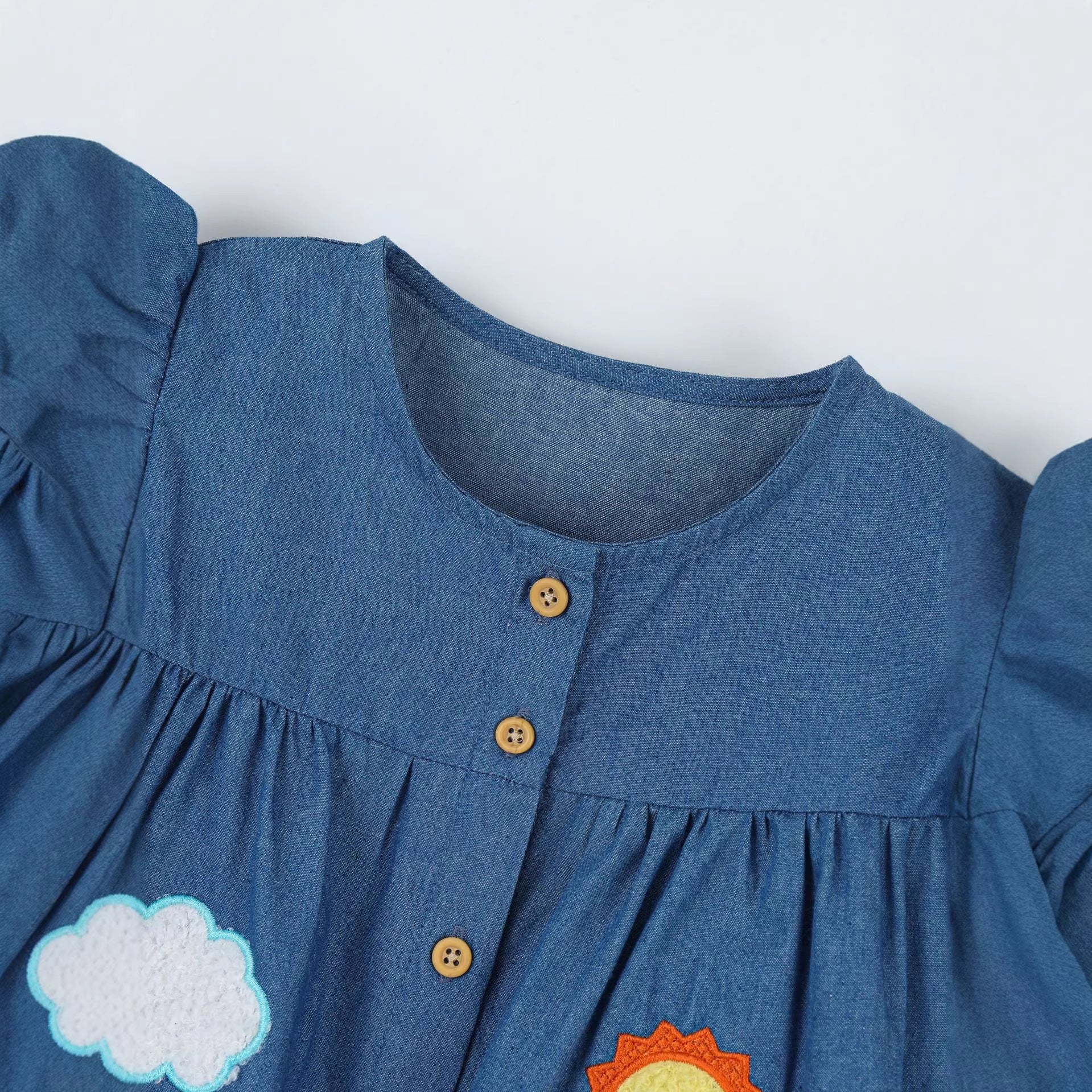 Robe pour enfants avec application de dessin
