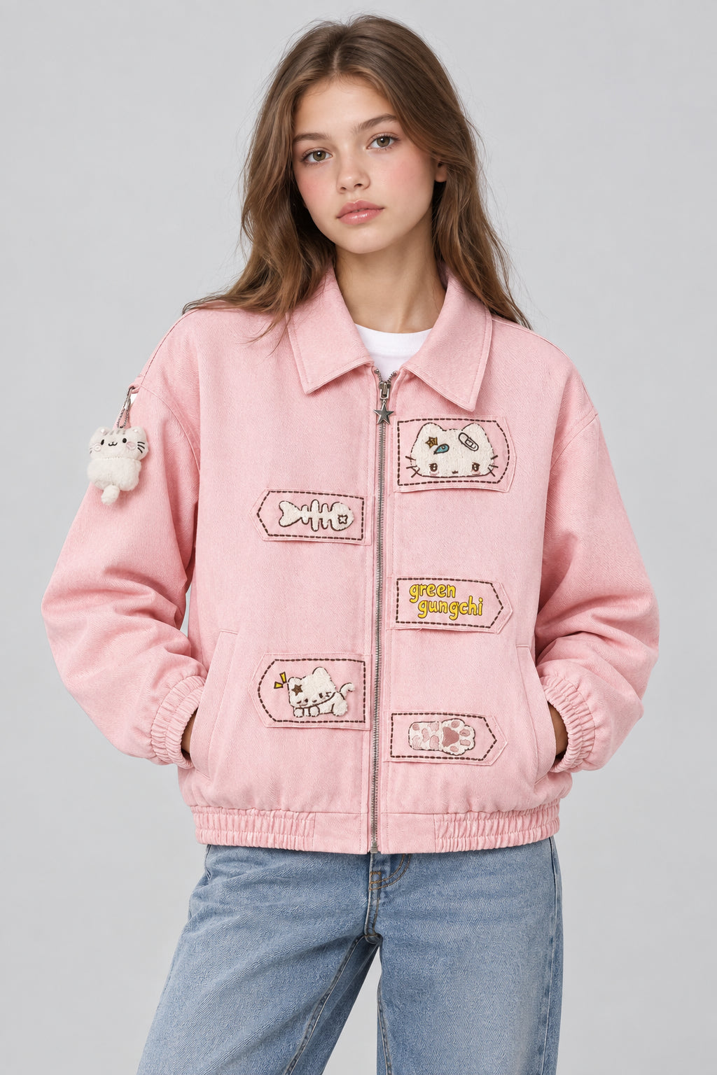 Veste courte , coupe ample, col à revers, motif patchwork et chat