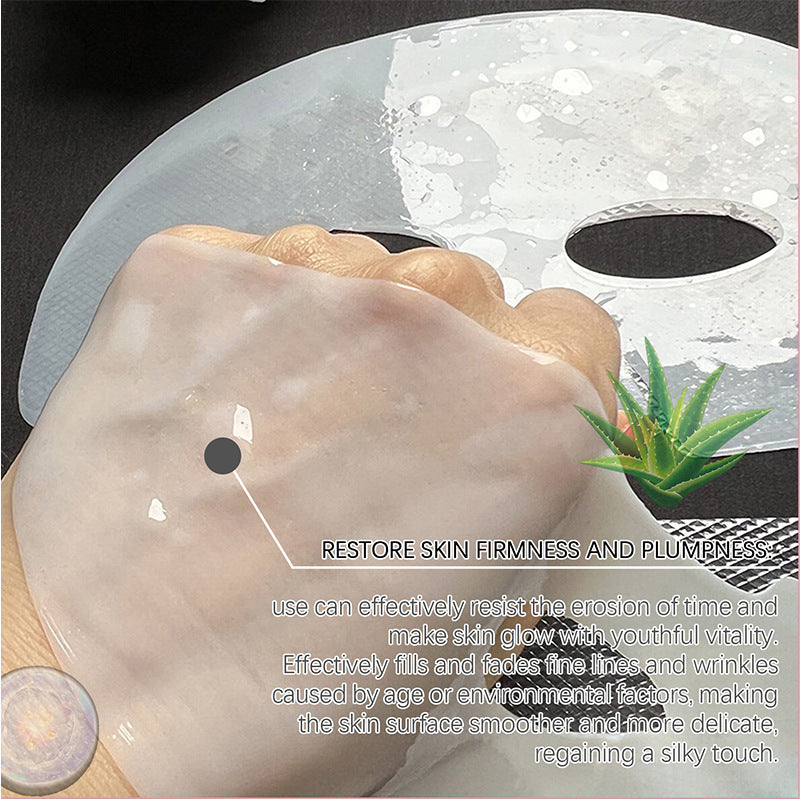 Masque en tissu Bio-Collagen Real Mask Sheet : effet collagène passant du blanc au transparent