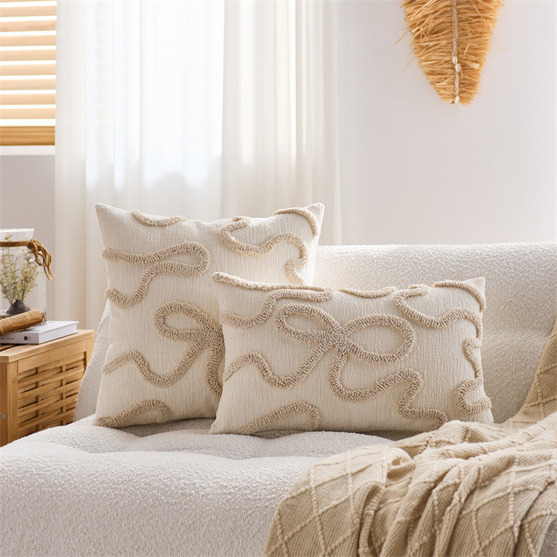 Housse de coussin brodée